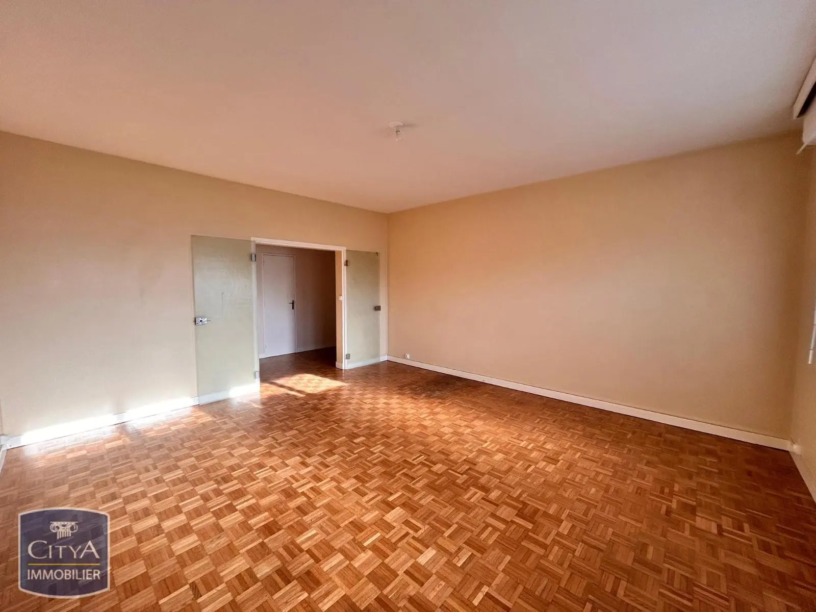 Photo 3 Appartement 2 pièces 56.08m²