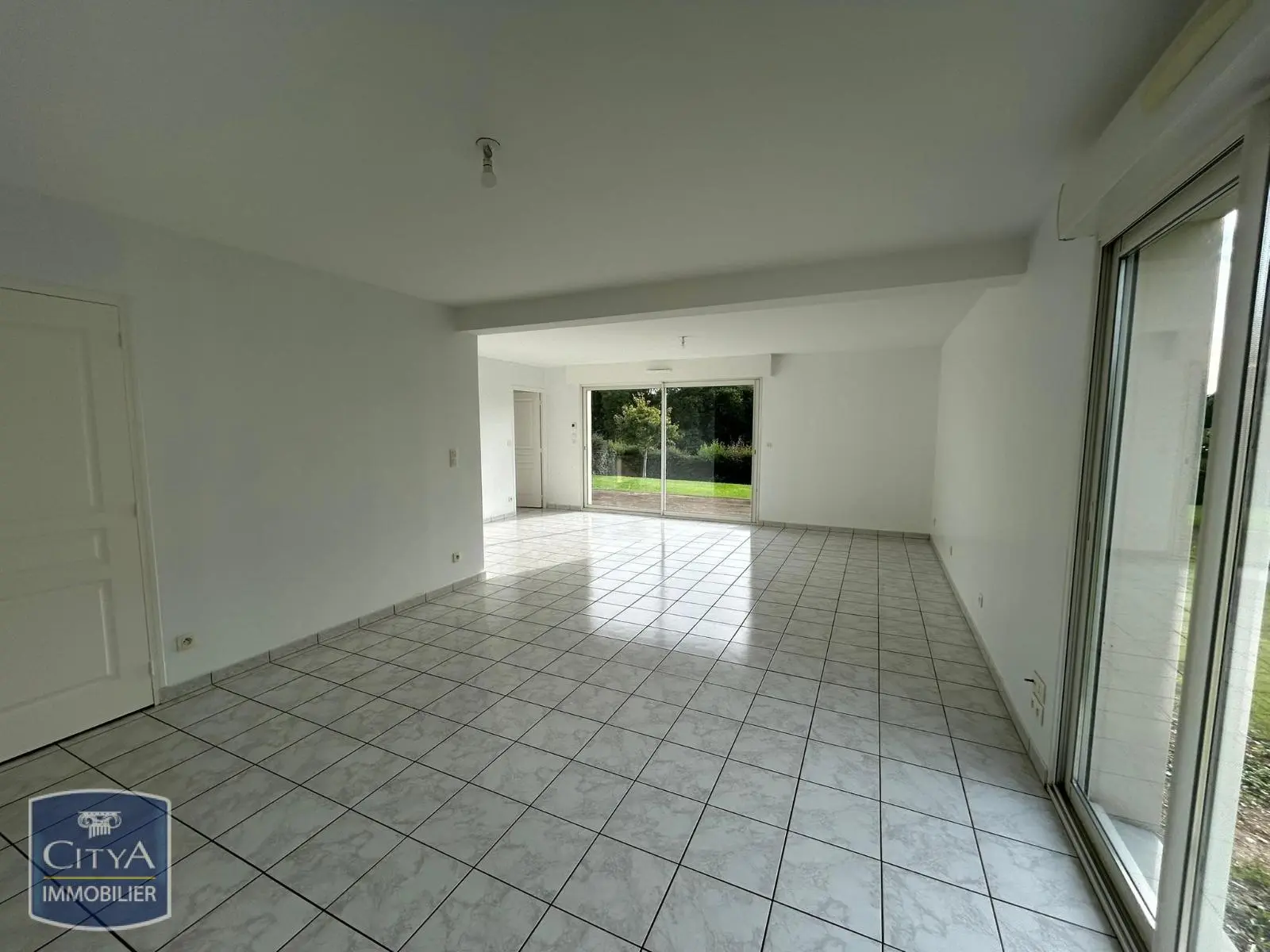 Photo 1 Maison 7 pièces 157.8m²