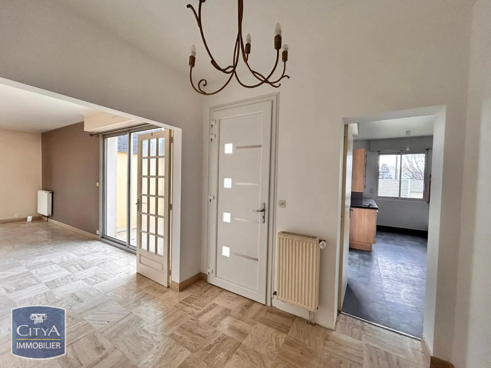 Photo 1 Maison 6 pièces 169.42m²