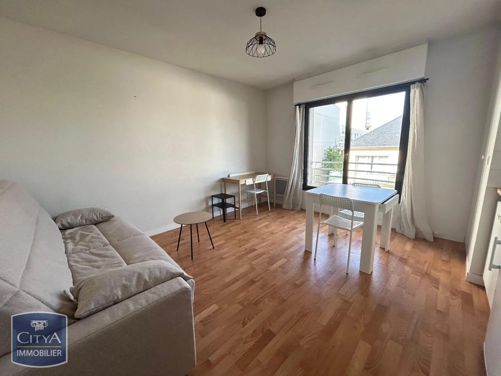 Photo 1 Appartement 1 pièce 24.31m²