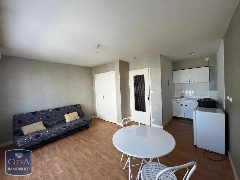 Photo 1 Appartement 1 pièce 25.46m²