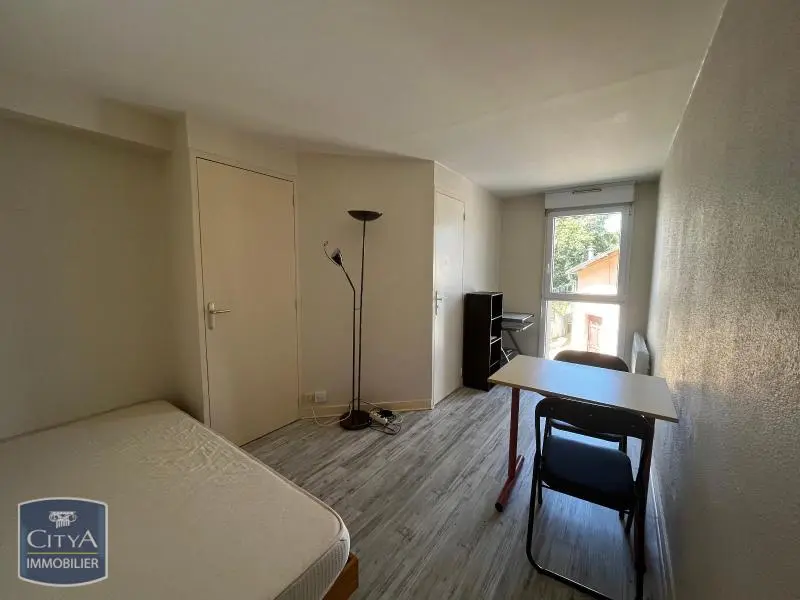 Photo 2 Appartement 1 pièce 18.09m²