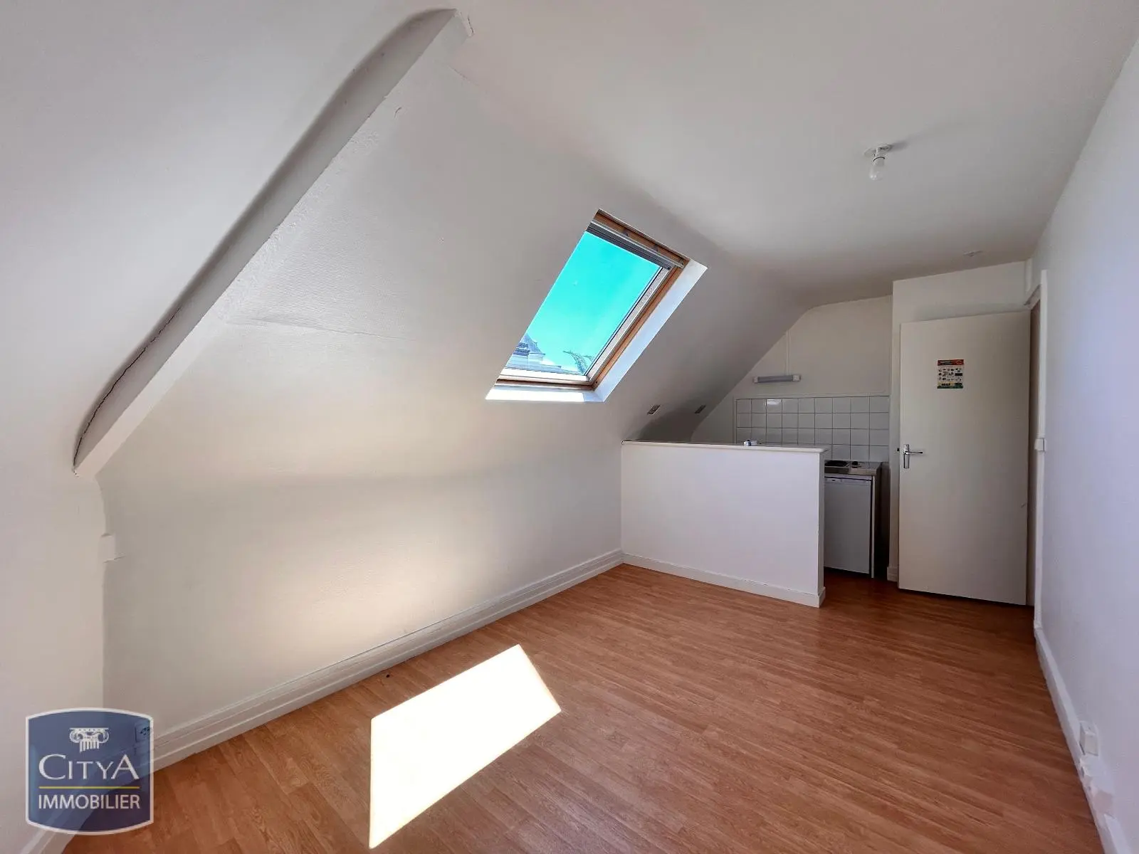 Photo 2 Appartement 2 pièces 27.46m²