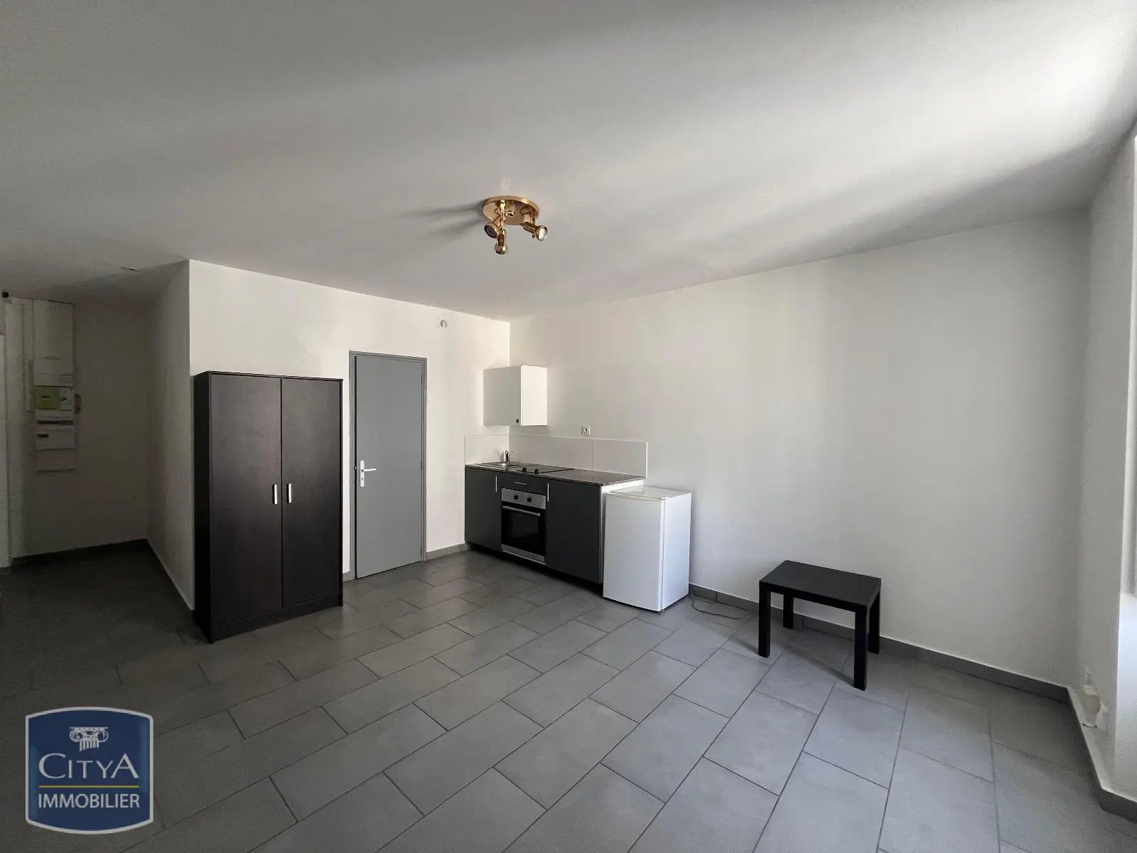 Photo 2 Appartement 1 pièce 21.9m²