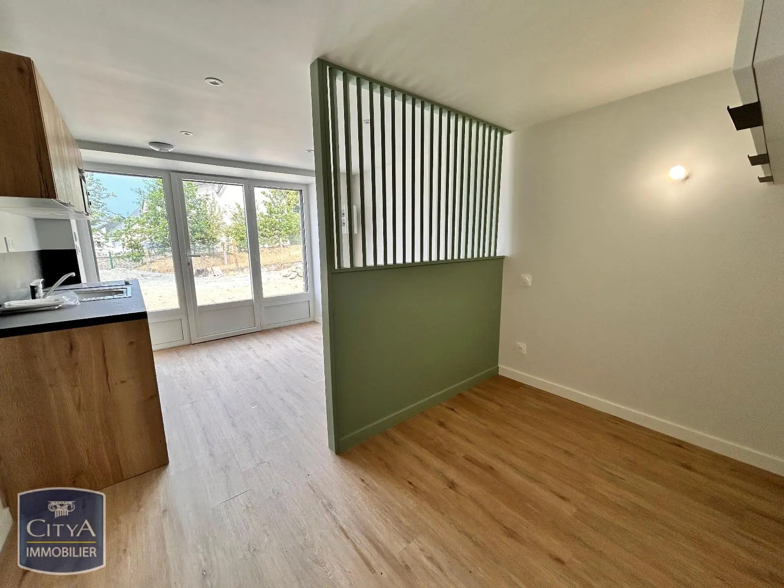 Photo 2 Appartement 1 pièce 16.62m²