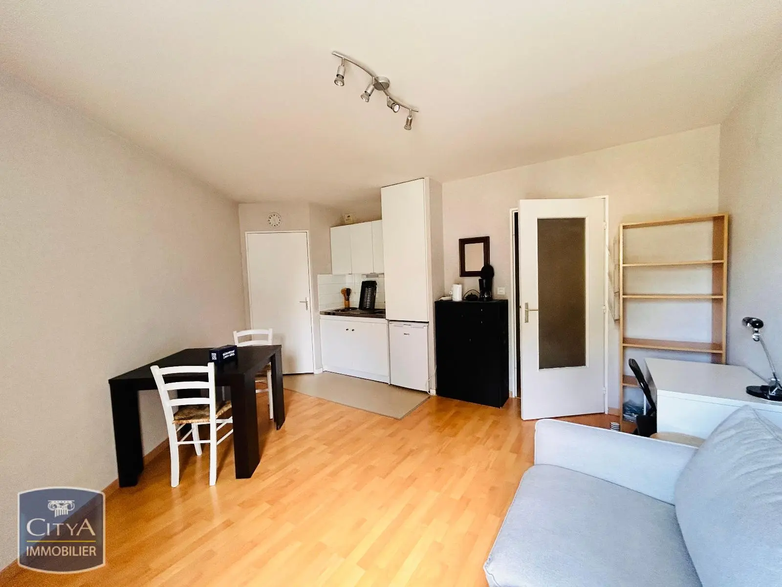 Photo 5 Appartement 1 pièce 24.8m²