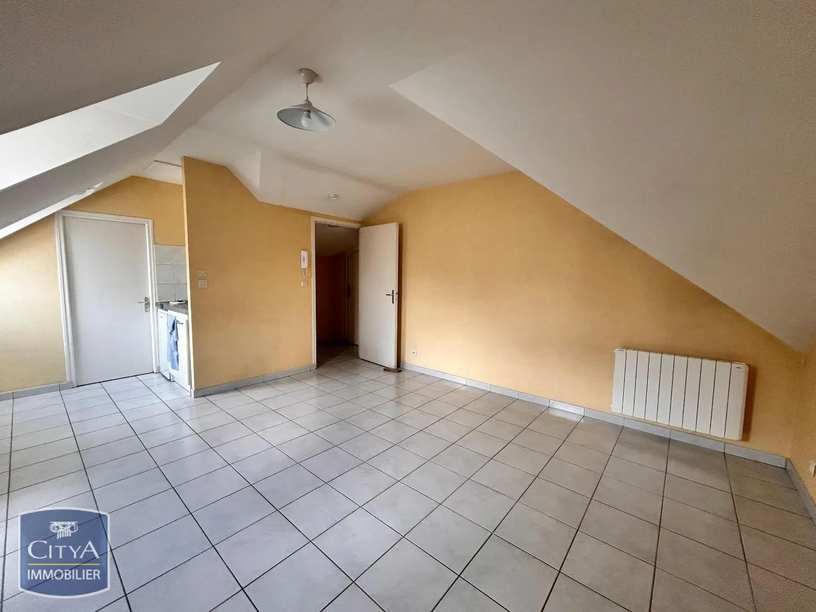 Photo 2 Appartement 1 pièce 23.18m²