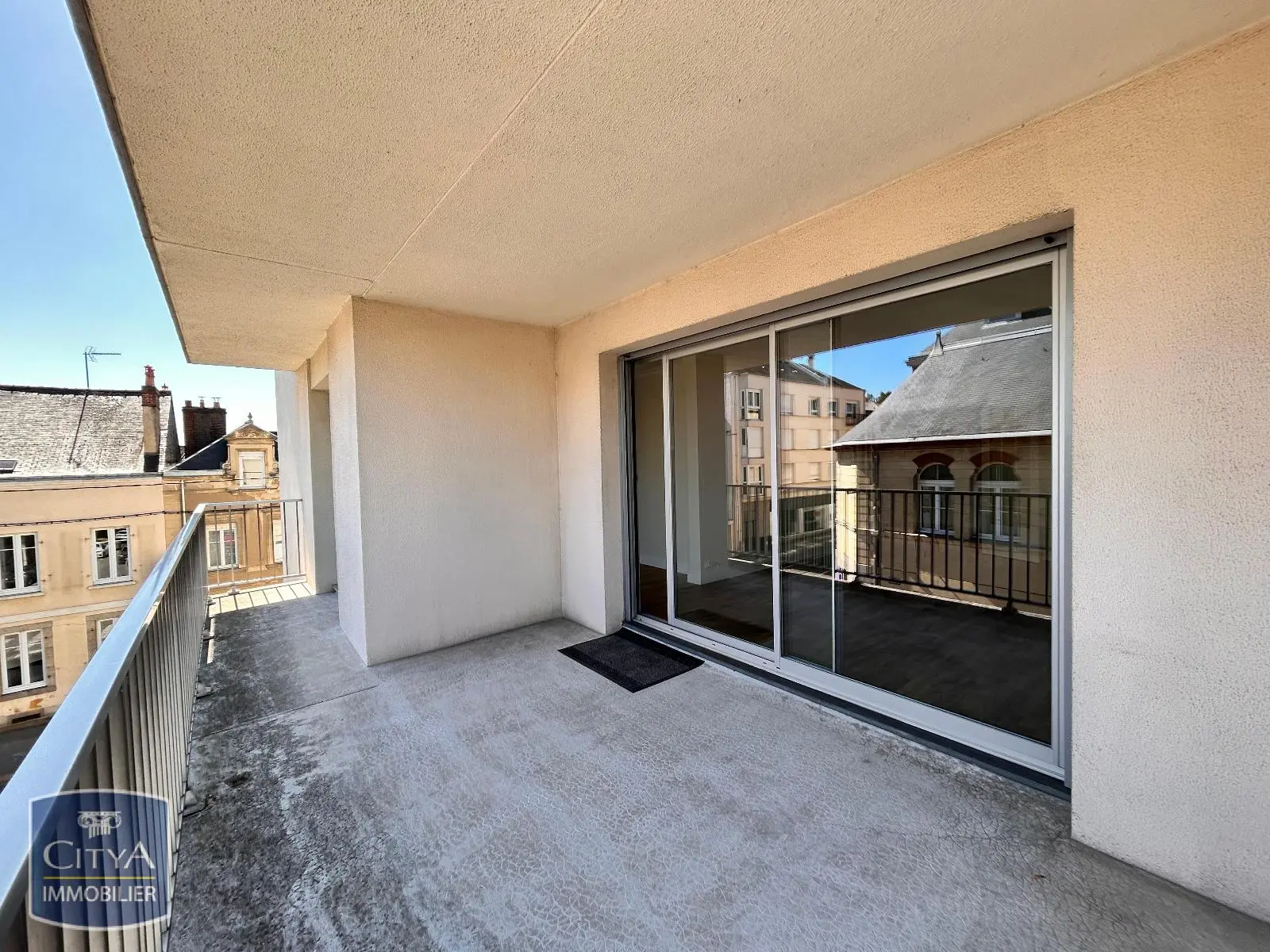 Photo 1 appartement Laval