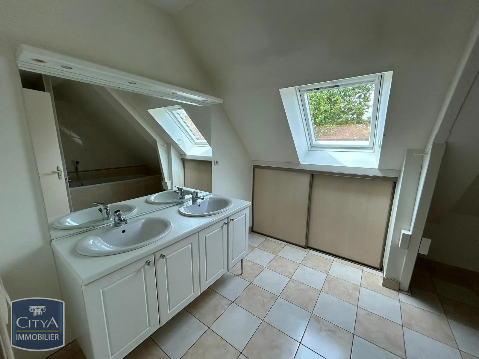Photo 15 Maison 7 pièces 181.58m²