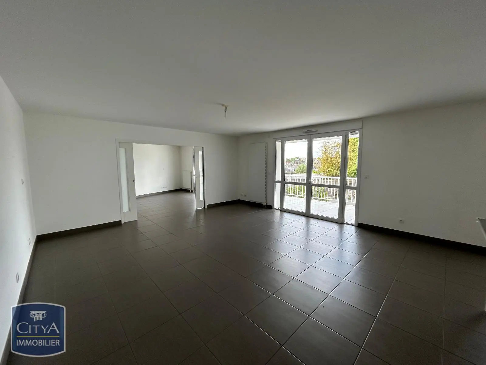 Photo 2 Appartement 4 pièces 124.56m²