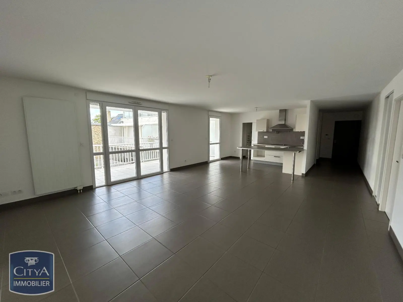 Photo 1 Appartement 4 pièces 124.56m²