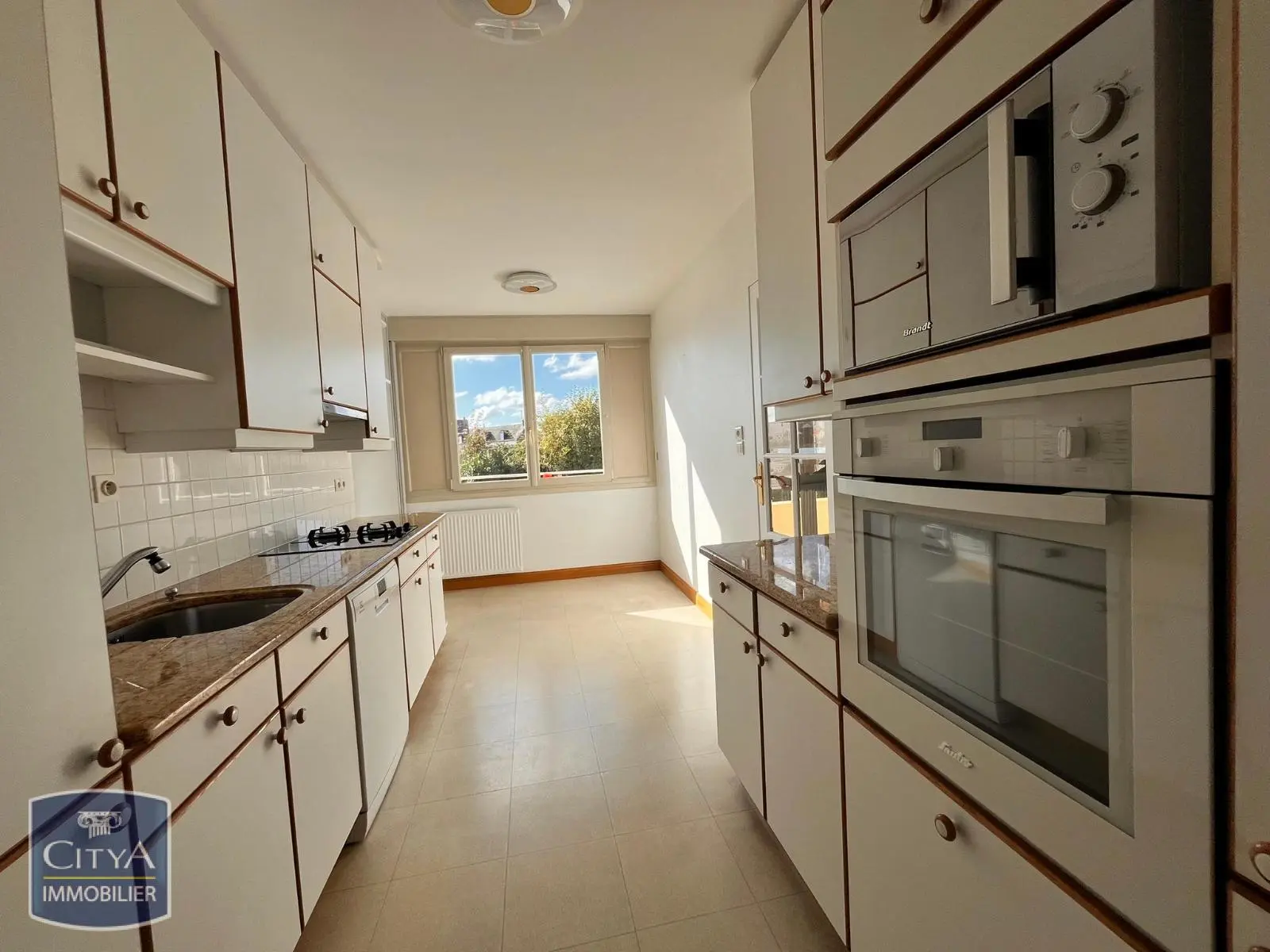 Photo 3 Appartement 4 pièces 97m²