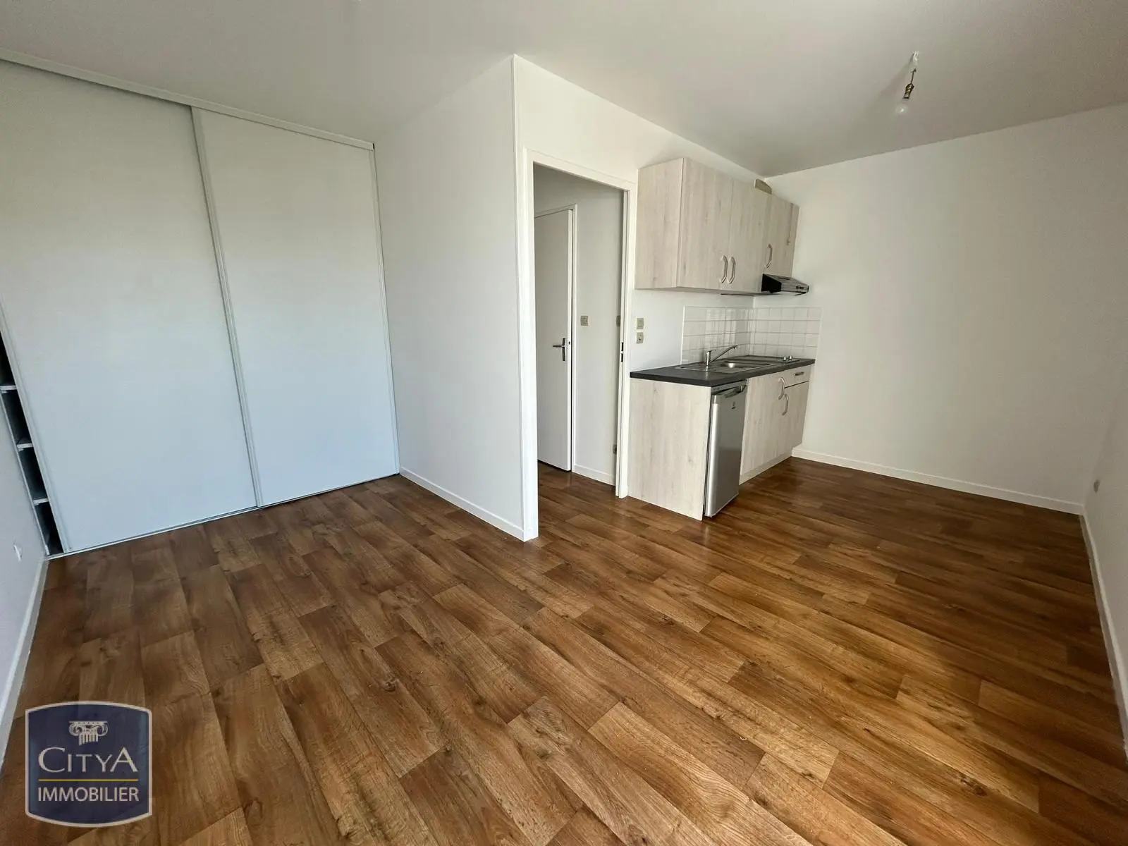 Photo 3 Appartement 1 pièce 21.38m²