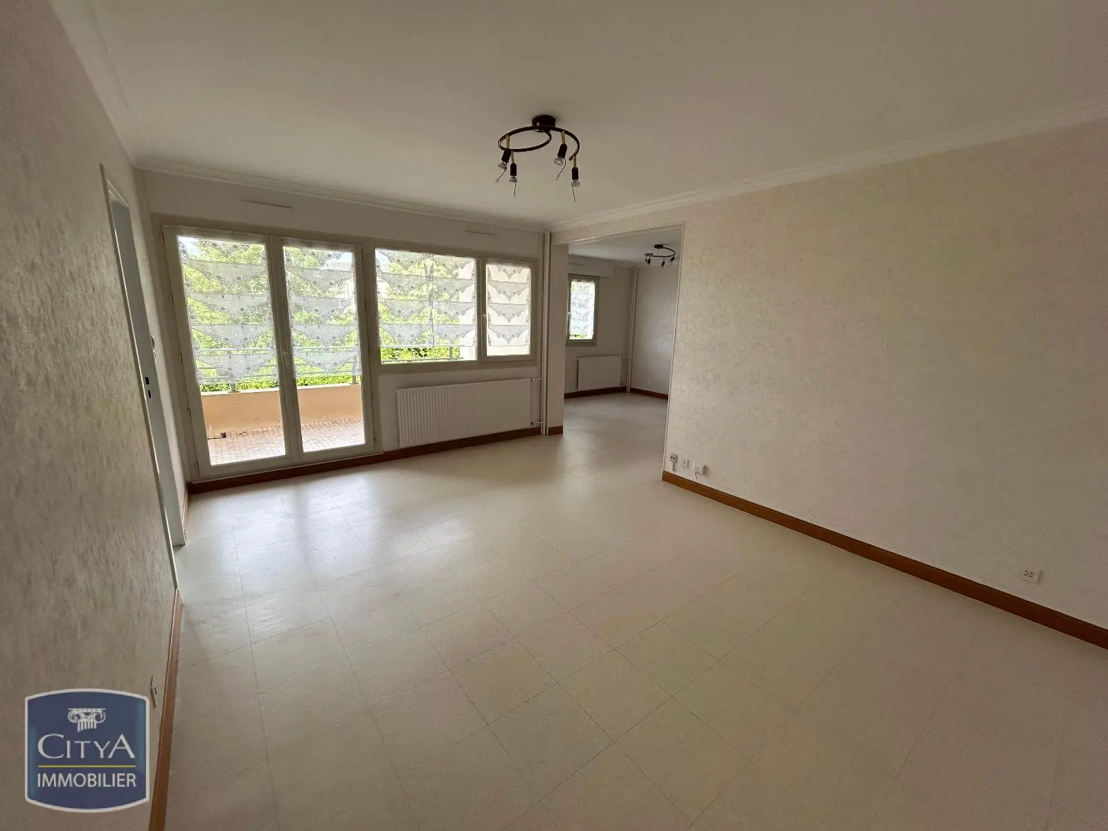 Photo 1 Appartement 4 pièces 97m²