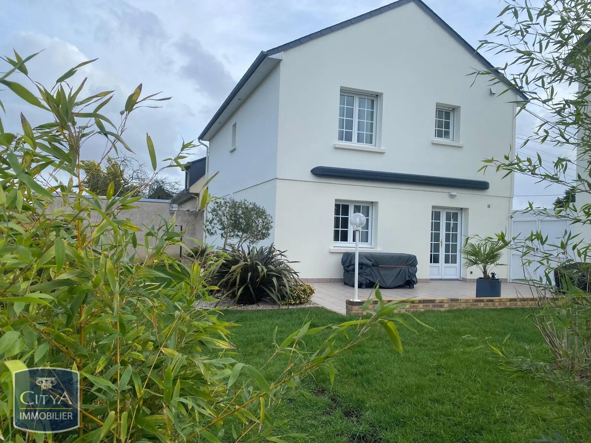 Photo 1 Maison 4 pièces 90m²