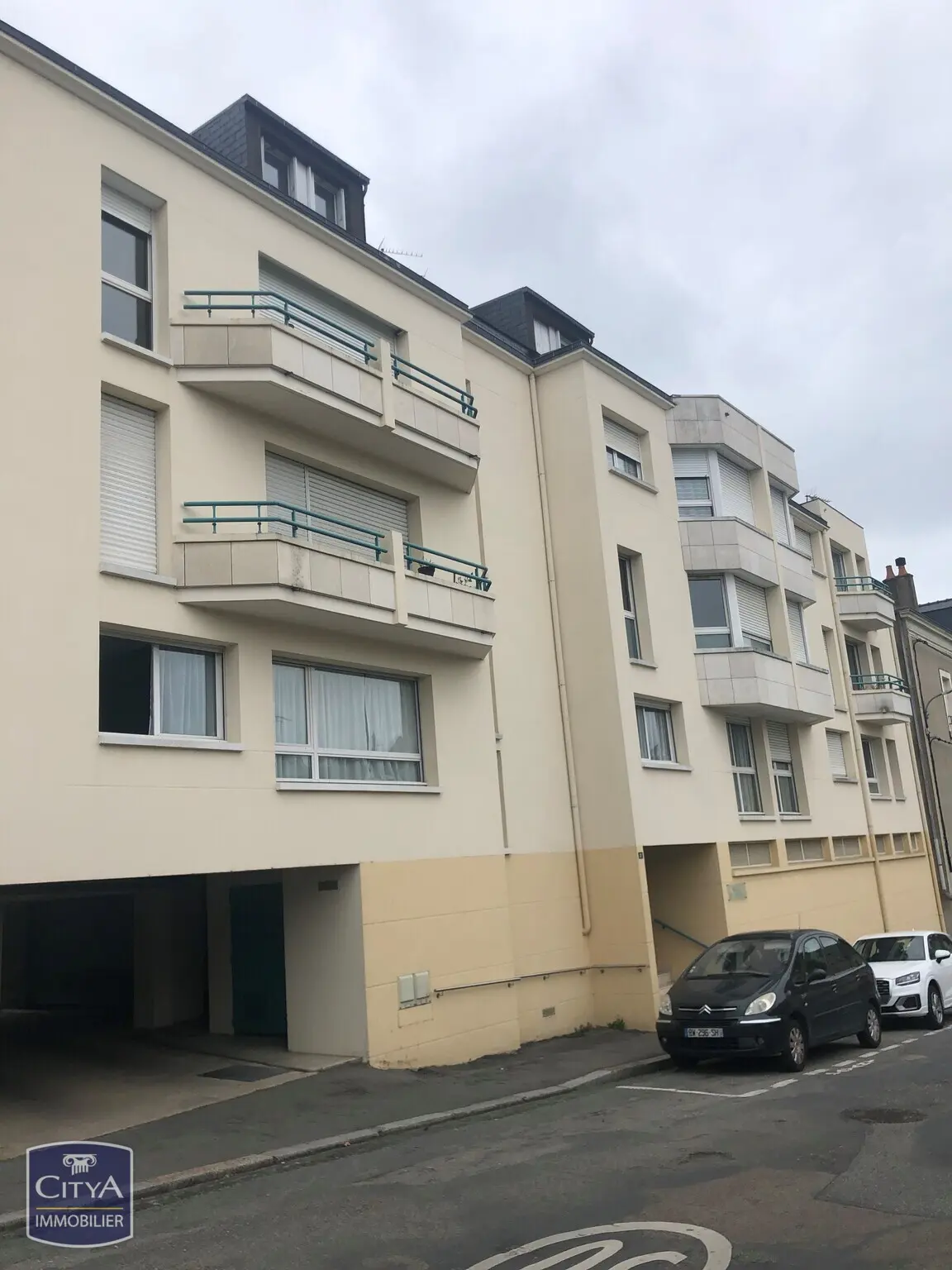 Photo 1 appartement Laval