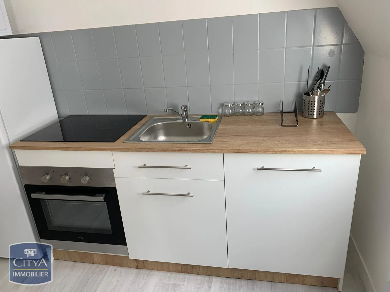 Photo 3 Appartement 1 pièce 21.86m²