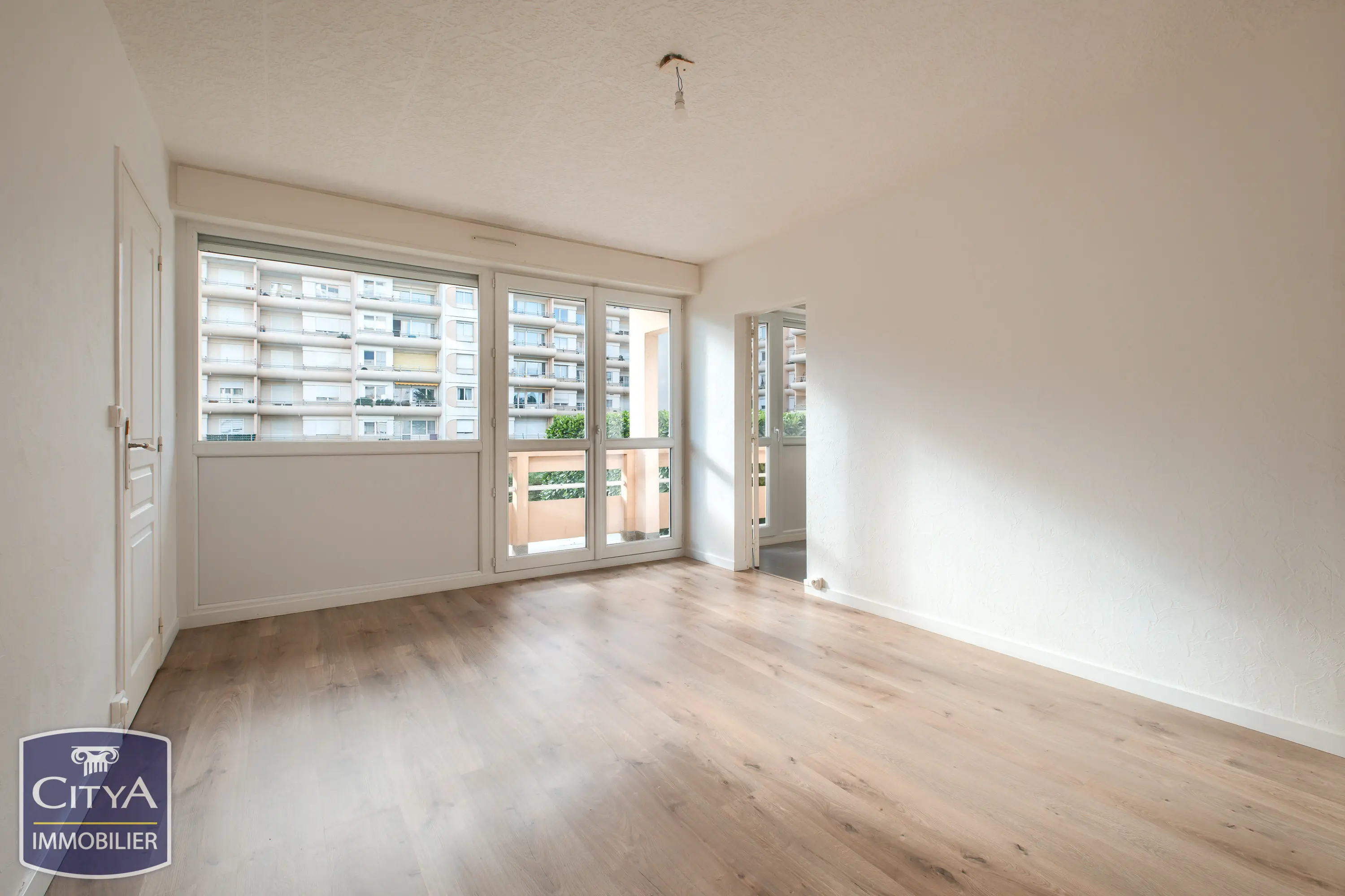 Photo 1 Appartement 2 pièces 46.97m²