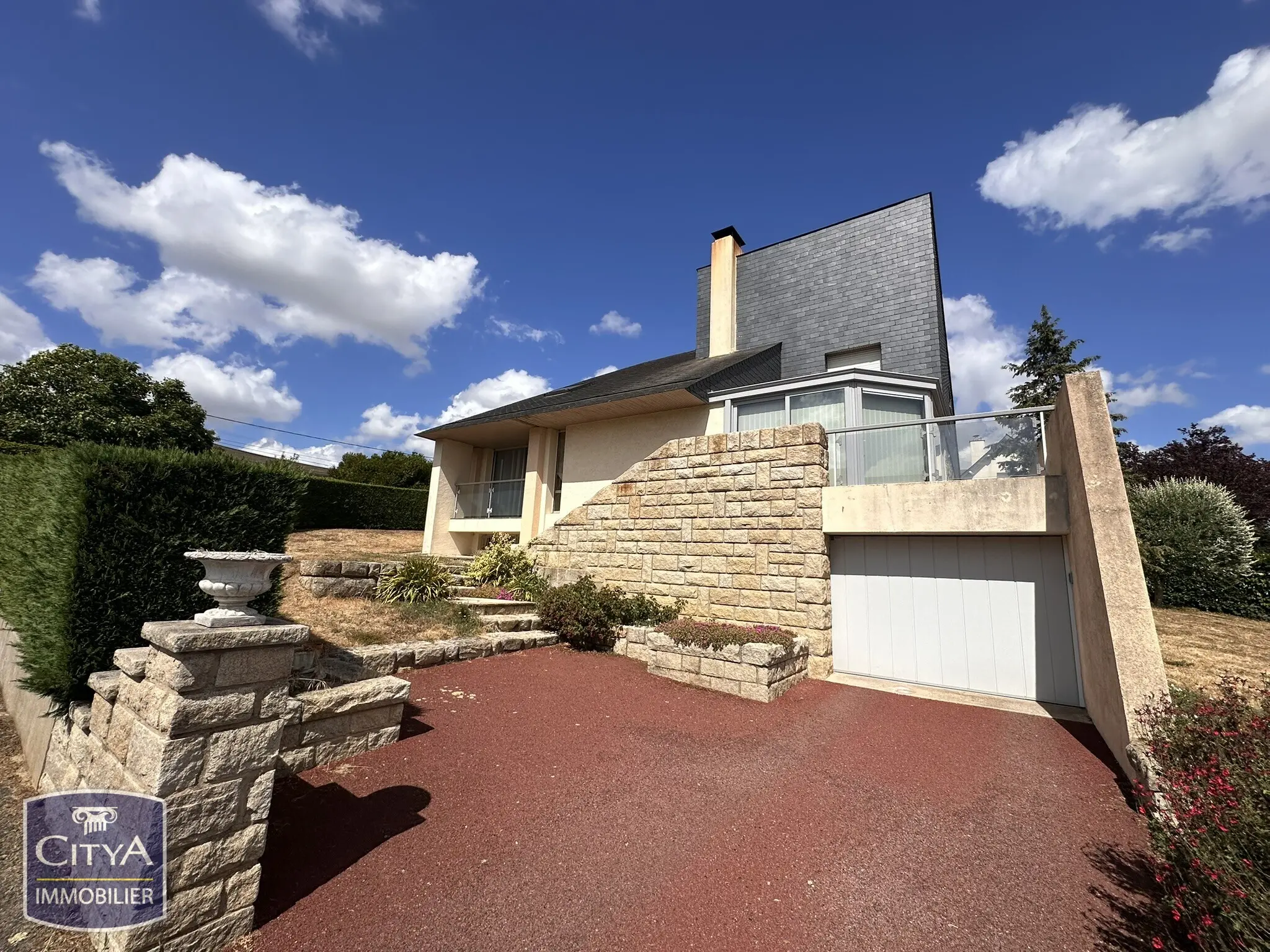 Maison 9 pièces 185 m² · à Laval · 185 m² · 402 800 €