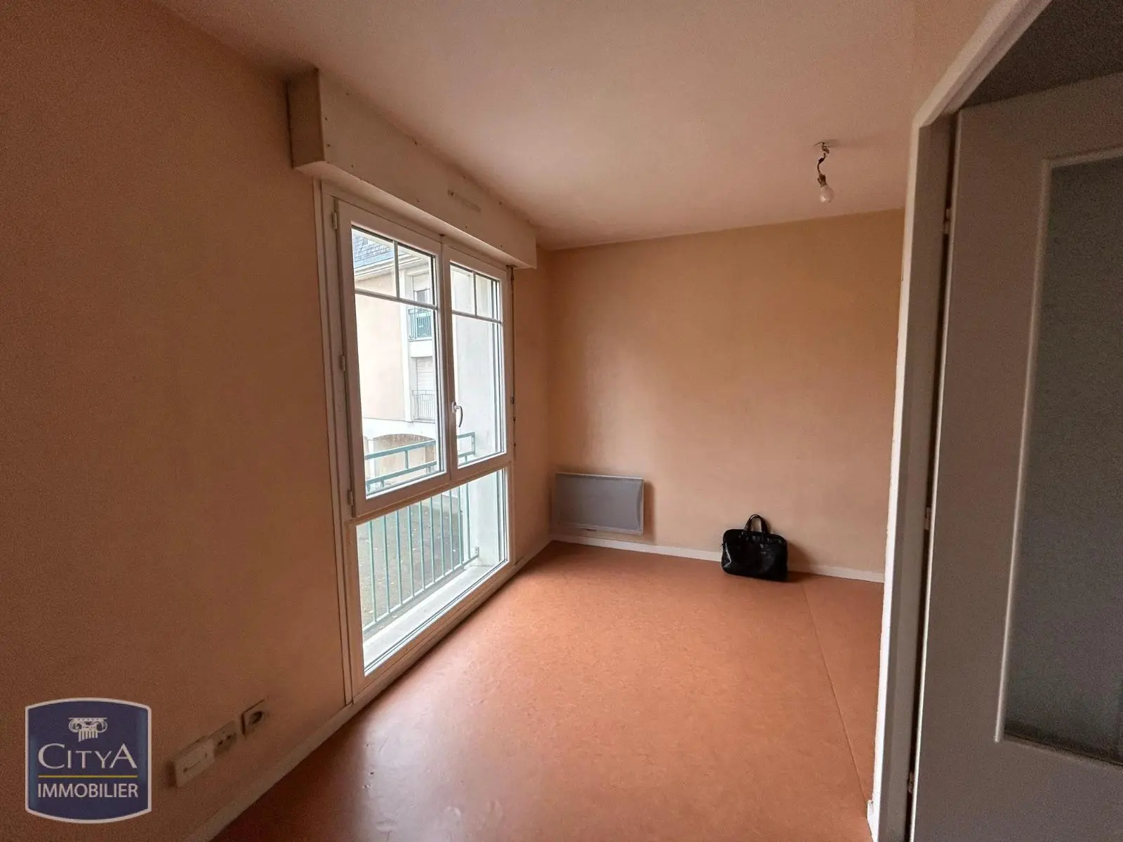 Photo 2 Appartement 1 pièce 19.33m²