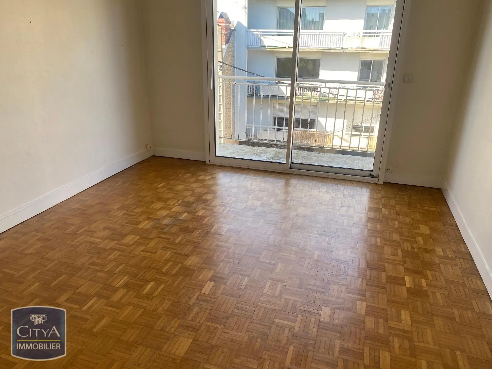 Photo 2 Appartement 2 pièces 53.98m²