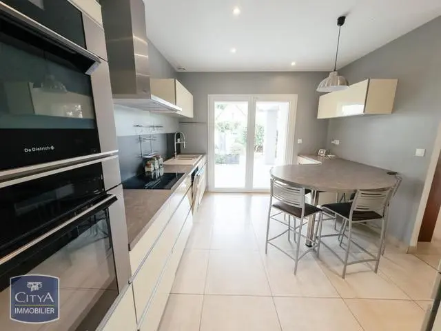 Photo 6 Maison 5 pièces 163.2m²