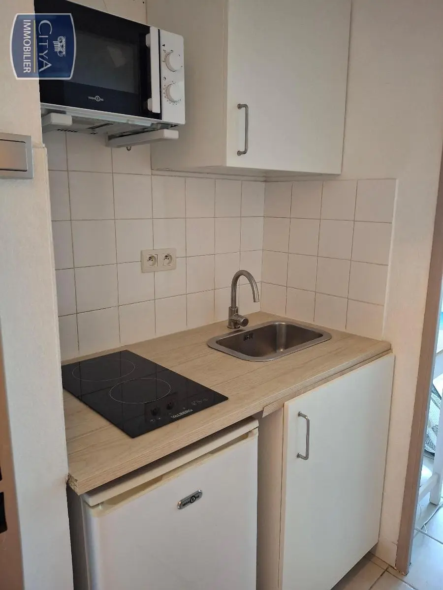 Photo 3 Appartement 1 pièce 16.11m²
