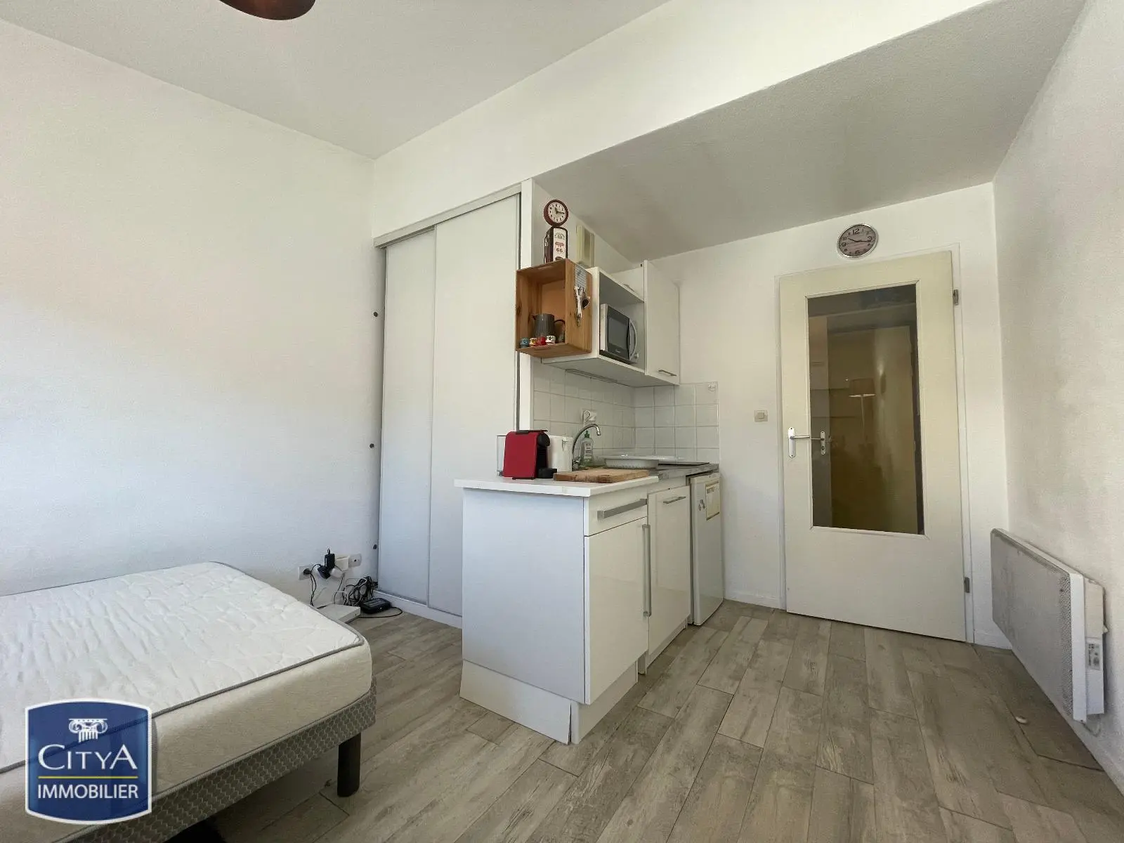 Photo 2 Appartement 1 pièce 18.92m²