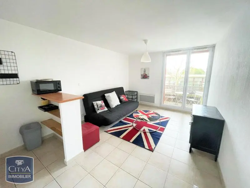 Photo 1 Appartement 1 pièce 24.35m²