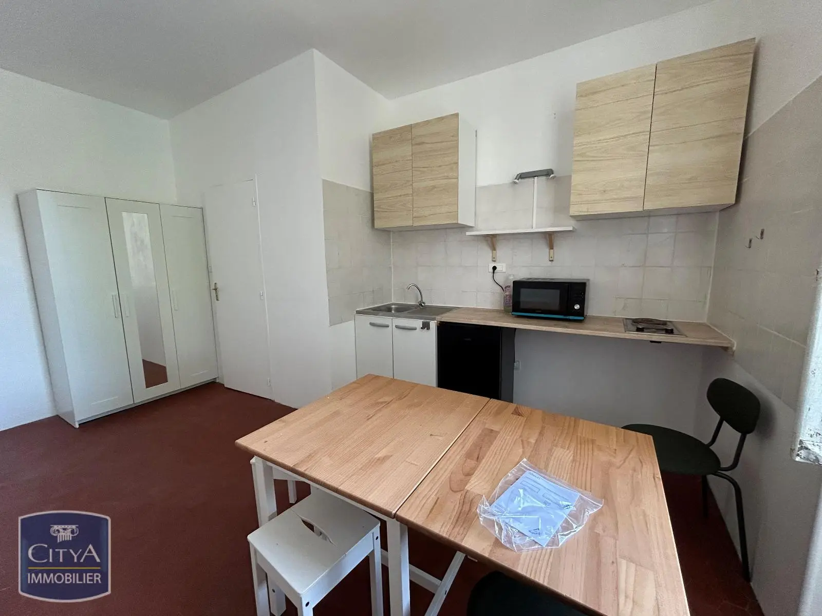 Photo 2 Appartement 1 pièce 18.8m²