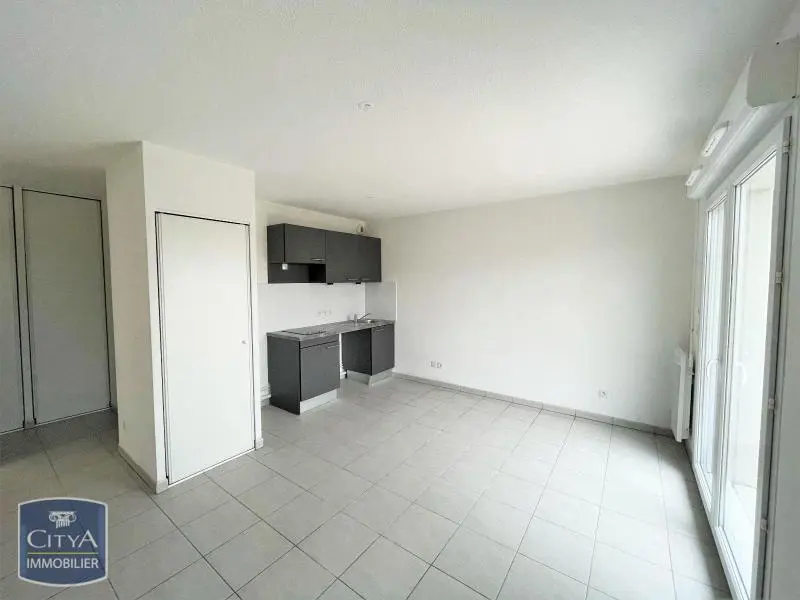 Photo 1 Appartement 1 pièce 28.33m²