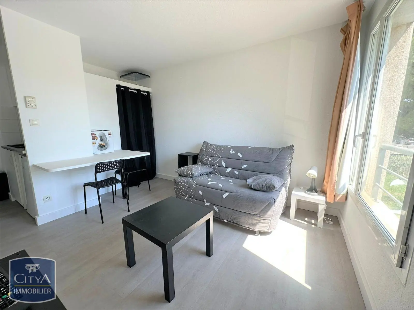 Photo 2 Appartement 1 pièce 17.7m²