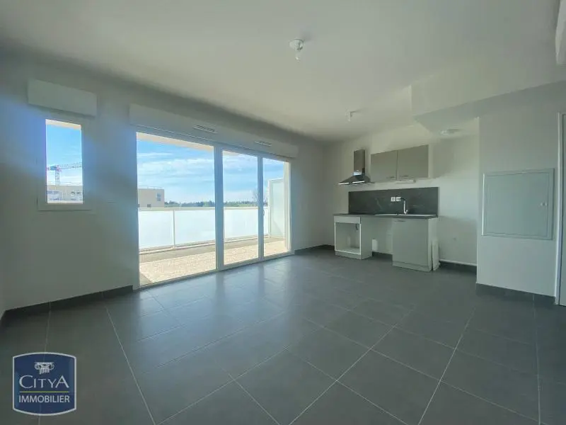 Photo 1 Appartement 1 pièce 30.7m²