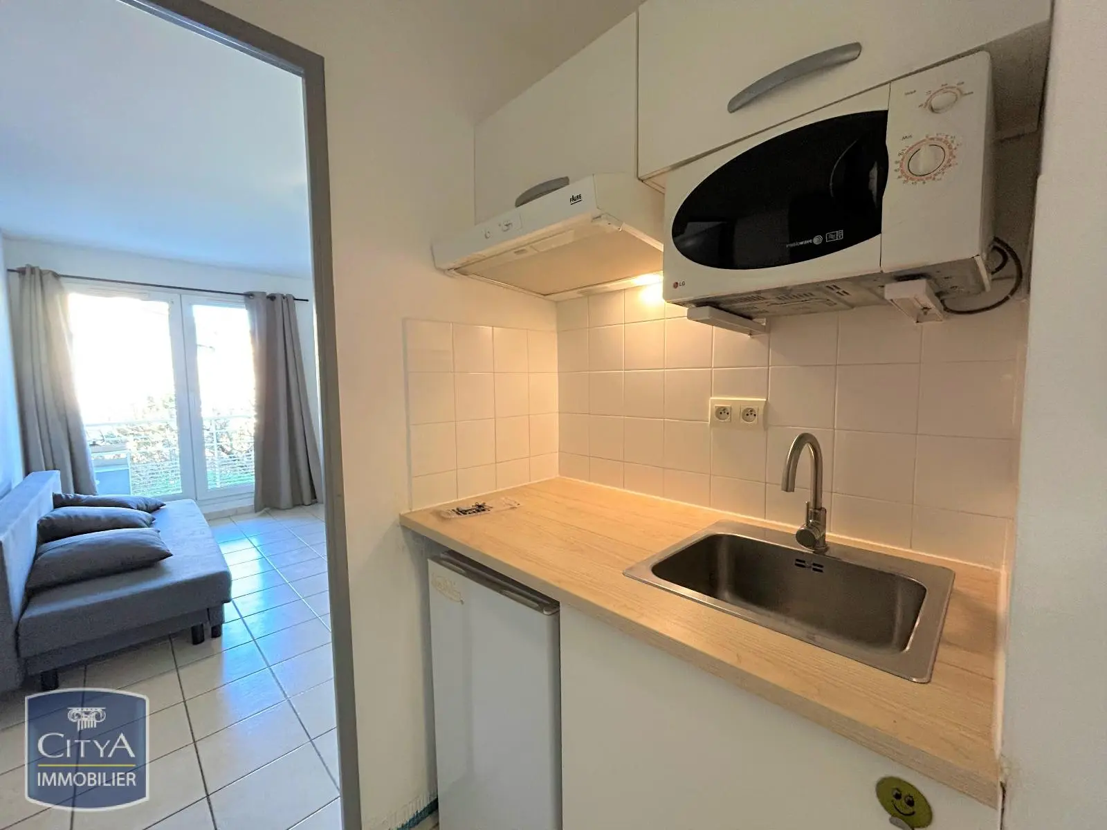 Photo 2 Appartement 1 pièce 20.66m²