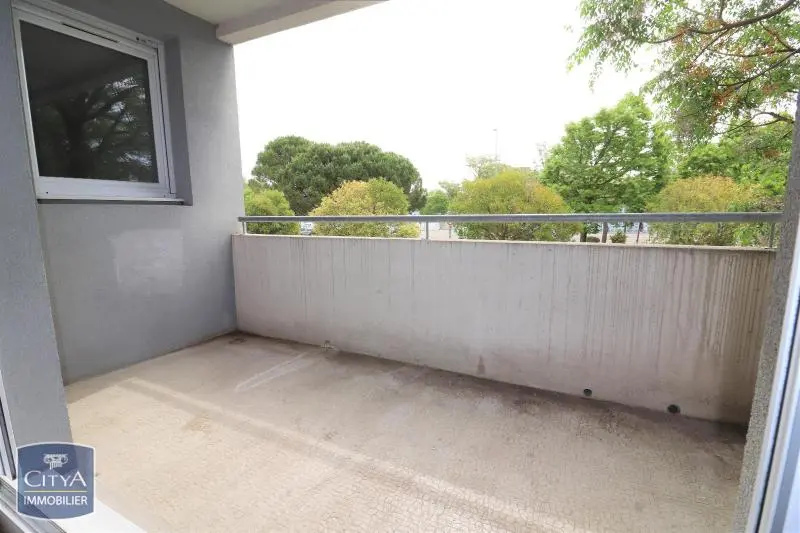 A LOUER - T2 Avignon avec parking