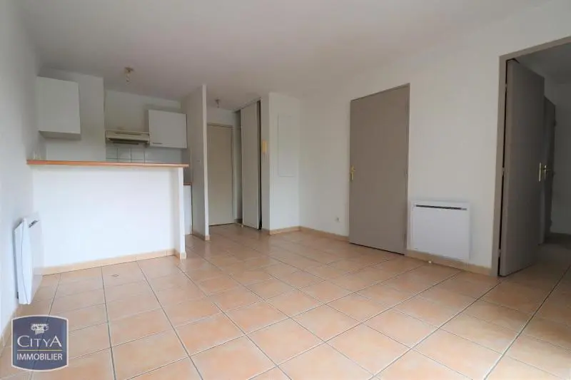 A LOUER - T2 Avignon avec parking