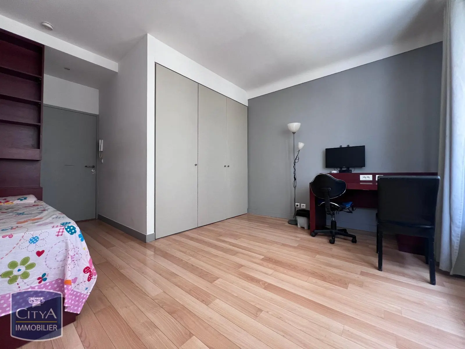 Photo 2 Appartement 1 pièce 22.42m²