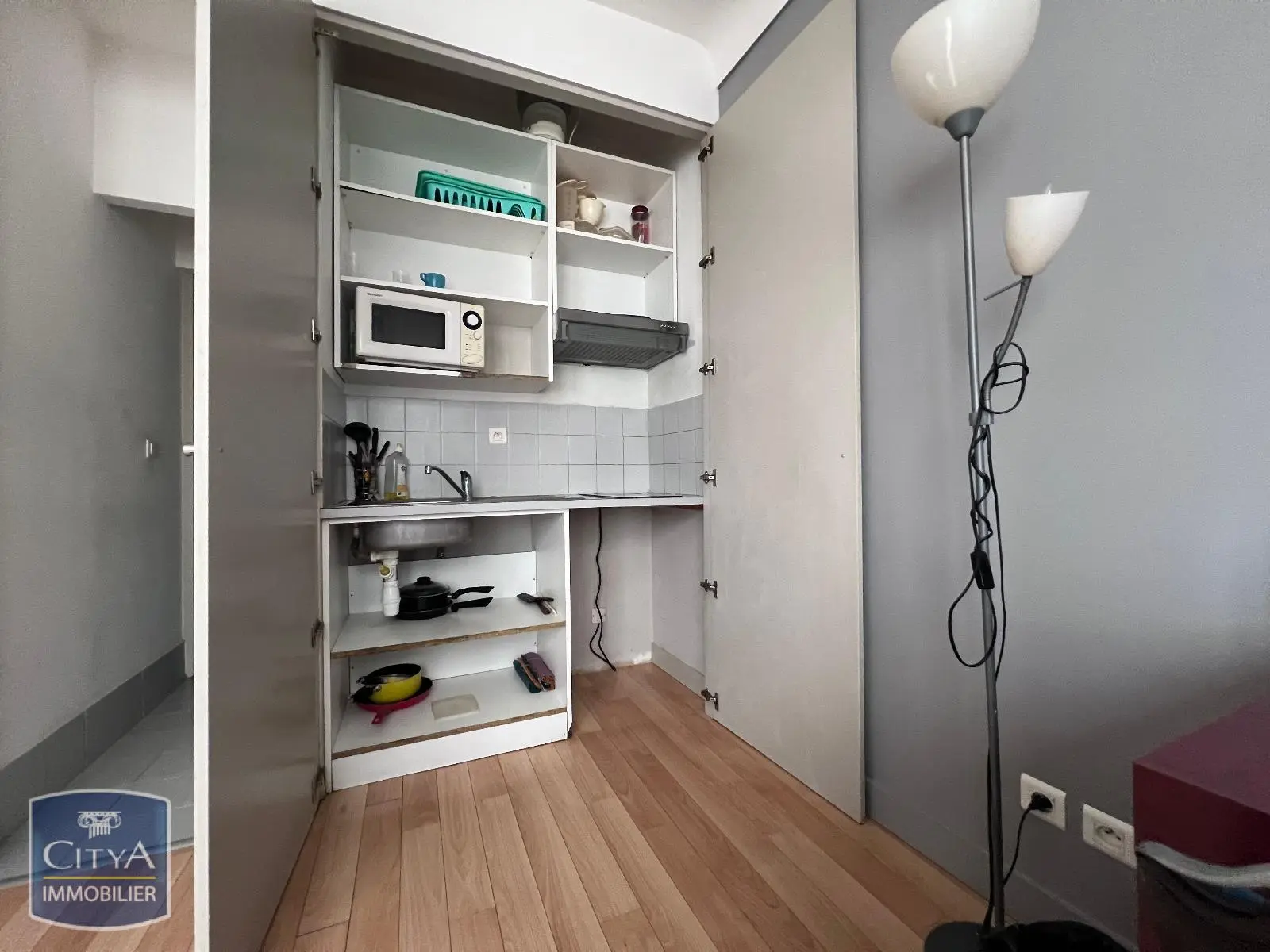 Photo 3 Appartement 1 pièce 22.42m²