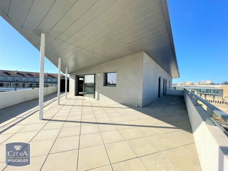 Photo 1 Appartement 4 pièces 84.08m²