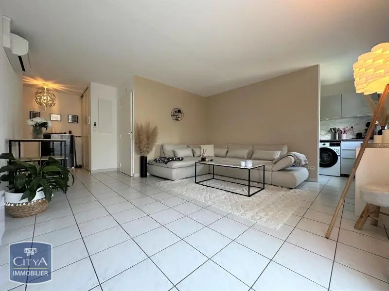 Photo 1 Appartement 3 pièces 57.23m²
