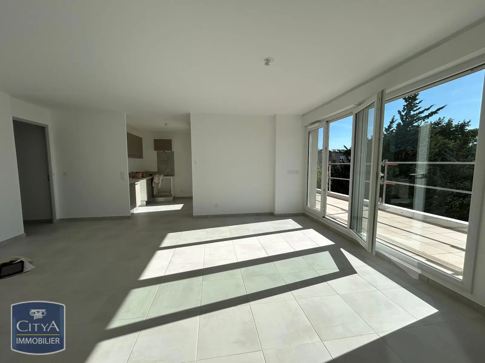 Photo 2 Appartement 4 pièces 100.24m²