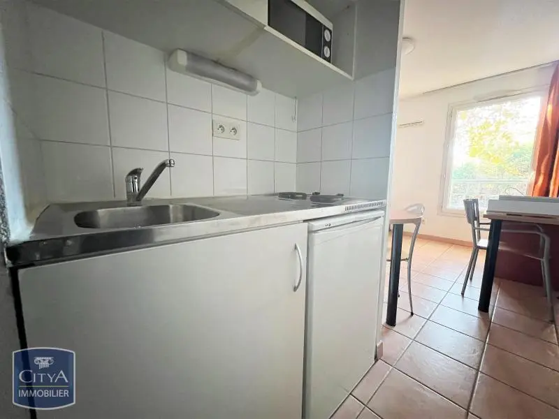 Photo 3 Appartement 1 pièce 17.79m²