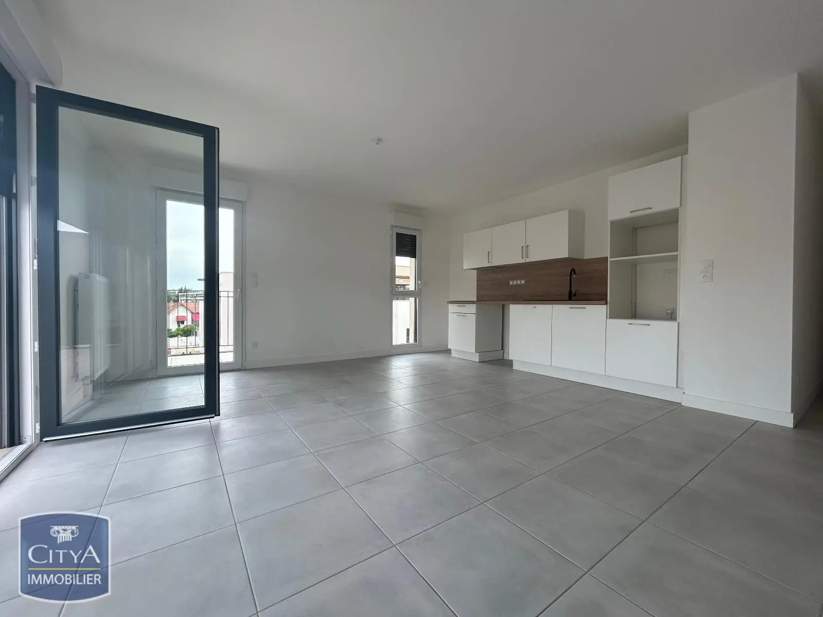 Photo 1 Appartement 4 pièces 85.07m²