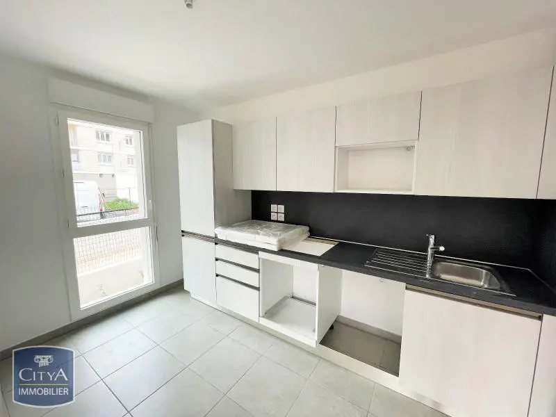 Photo 2 Appartement 3 pièces 58.15m²