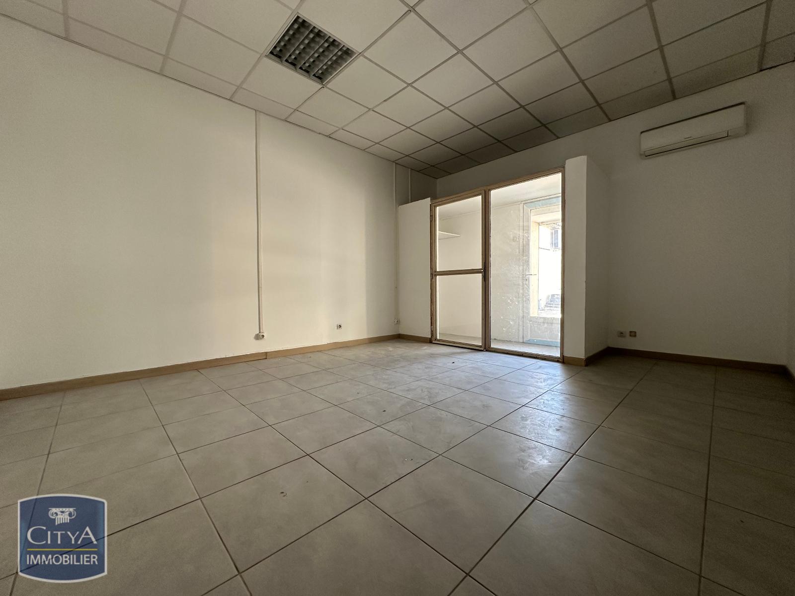 Photo Local Commercial 24m²