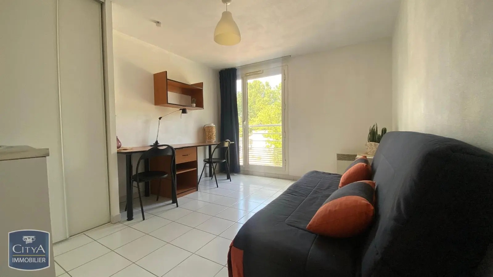 Photo 1 Appartement 1 pièce 17.87m²