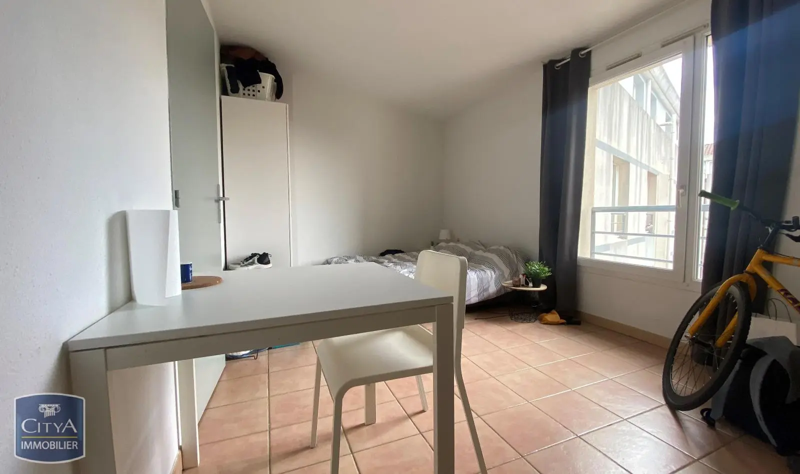 Photo 2 Appartement 1 pièce 17.97m²