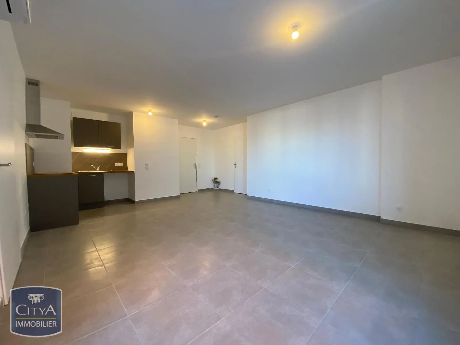 Photo 2 Appartement 2 pièces 46.3m²