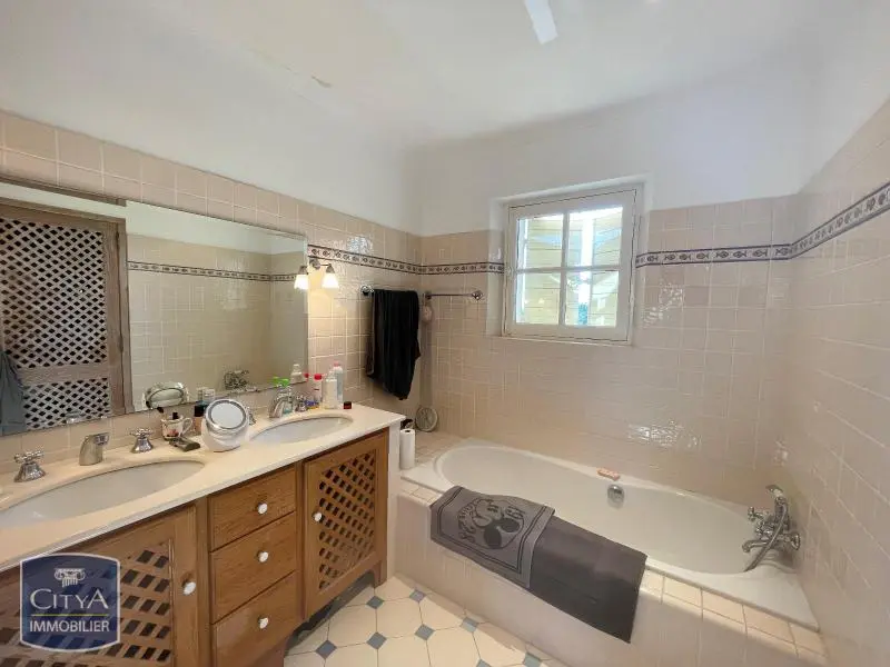 Photo 13 Maison 6 pièces 188.55m²