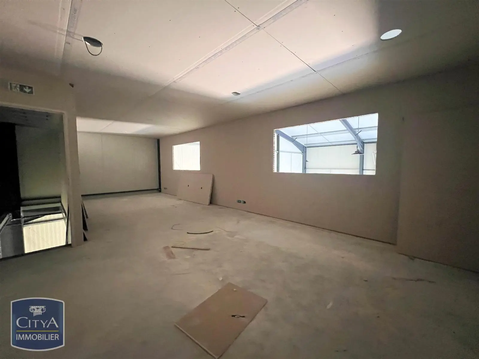 Photo 5 Local Commercial 200m²